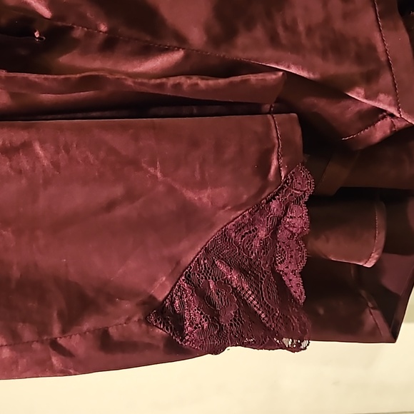 Torrid Burgandy Sleep Silk PJ Short set Size 3 - Picture 4 of 11